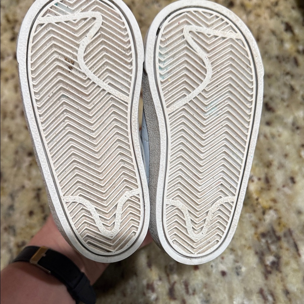 Nike Blazer Mid ‘77 Sneakers - white & gray 6C - Picture 8 of 12